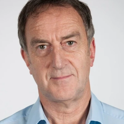 angus-deayton